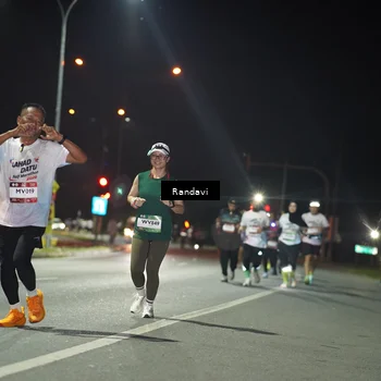 Runner Photo 7767384