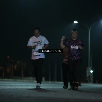 Runner Photo 7767394