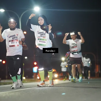 Runner Photo 7767473