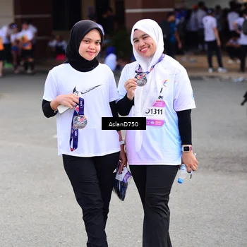 Runner Photo 7767477