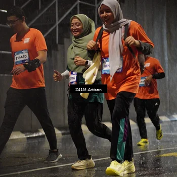 Runner Photo 7767518