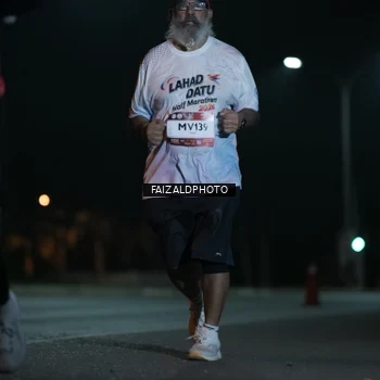 Runner Photo 7767542