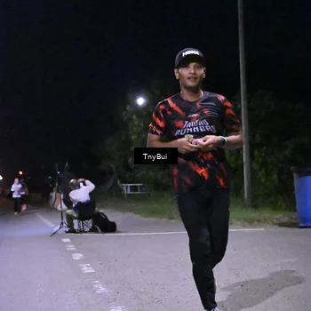 Runner Photo 7767585