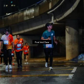 Runner Photo 7767598