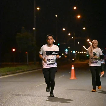 Runner Photo 7767624