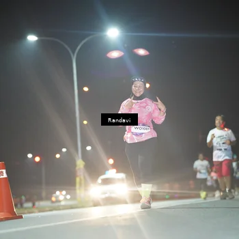 Runner Photo 7767631