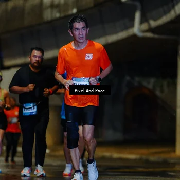 Runner Photo 7767636