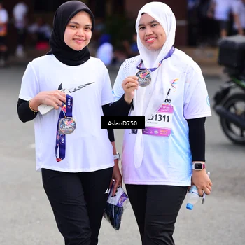 Runner Photo 7767789