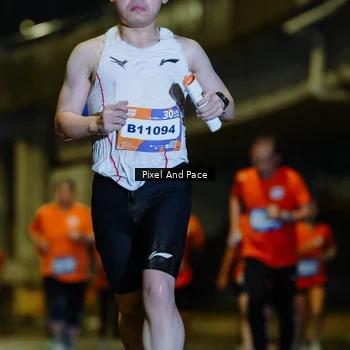 Runner Photo 7767808
