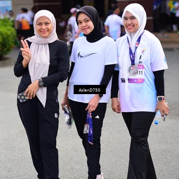 Runner Photo 7767812
