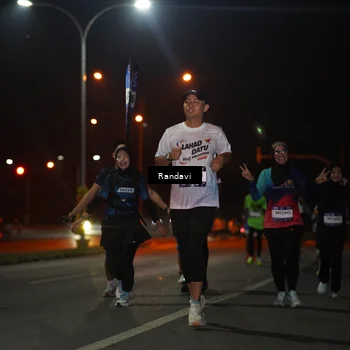 Runner Photo 7767817