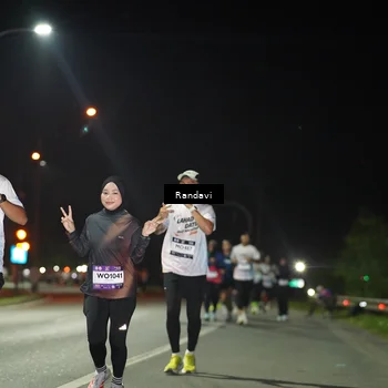 Runner Photo 7767820