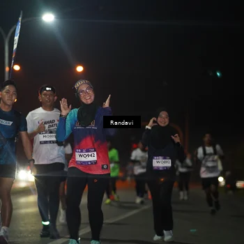 Runner Photo 7767845