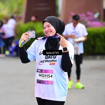 Runner Photo 7767892