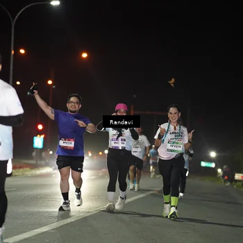 Runner Photo 7767895
