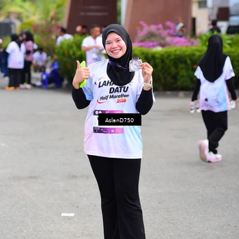 Runner Photo 7767899