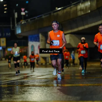 Runner Photo 7767923