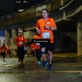Runner Photo 7767927