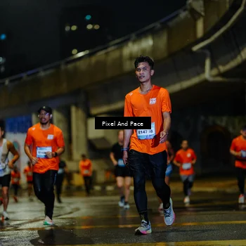 Runner Photo 7768008