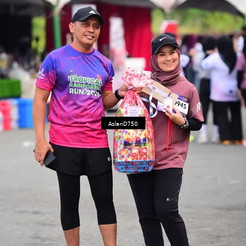 Runner Photo 7768017