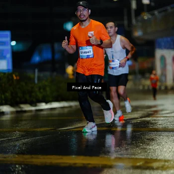 Runner Photo 7768024