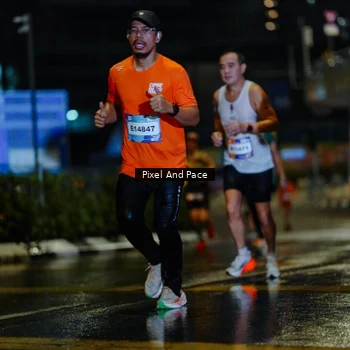Runner Photo 7768030