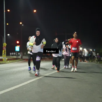 Runner Photo 7768045