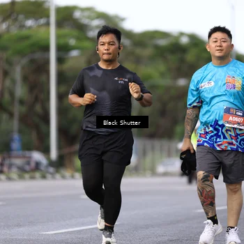 Runner Photo 7768049