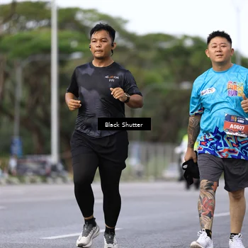Runner Photo 7768058