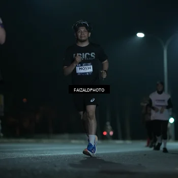 Runner Photo 7768073