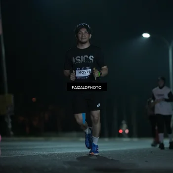 Runner Photo 7768080