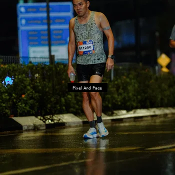 Runner Photo 7768097