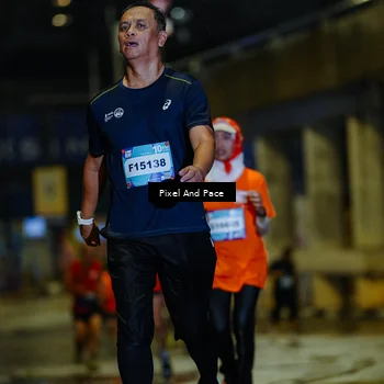Runner Photo 7768109