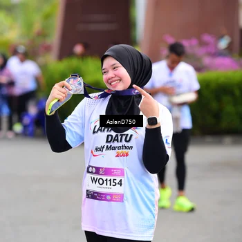 Runner Photo 7768123