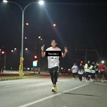 Runner Photo 7768136