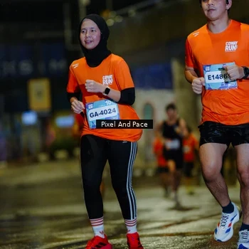 Runner Photo 7768141