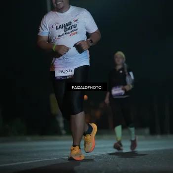 Runner Photo 7768173