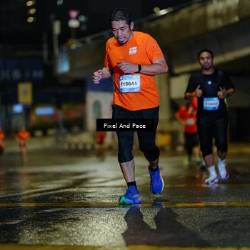 Runner Photo 7768191