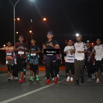 Runner Photo 7768228