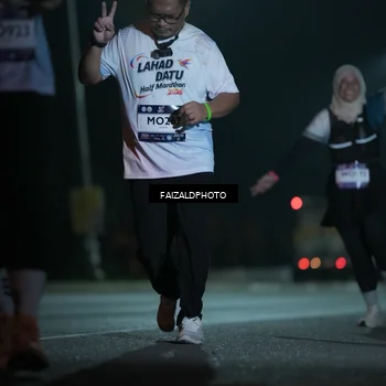 Runner Photo 7768239