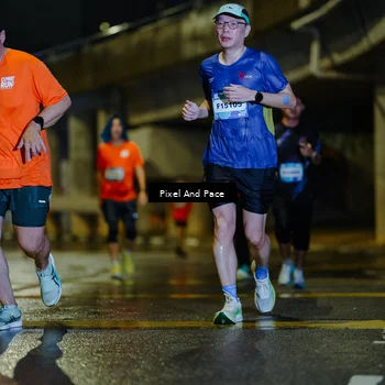 Runner Photo 7768246