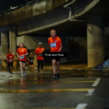Runner Photo 7768285