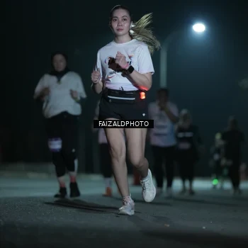 Runner Photo 7768289