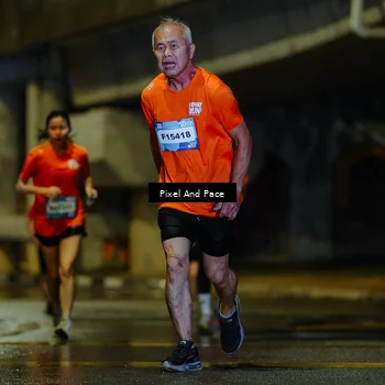 Runner Photo 7768290