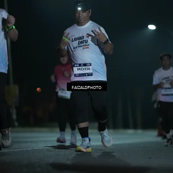Runner Photo 7768297