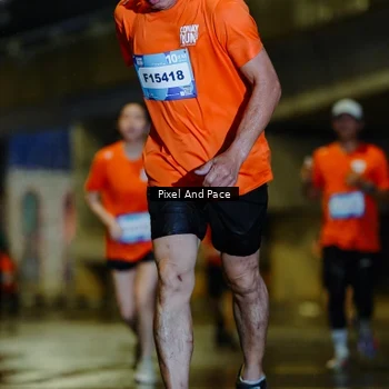 Runner Photo 7768299