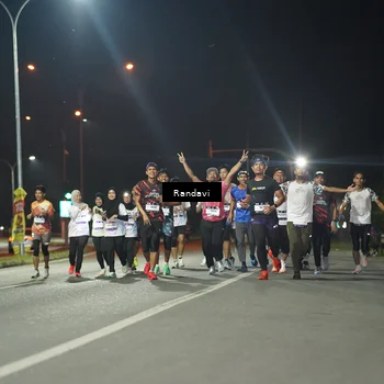 Runner Photo 7768314
