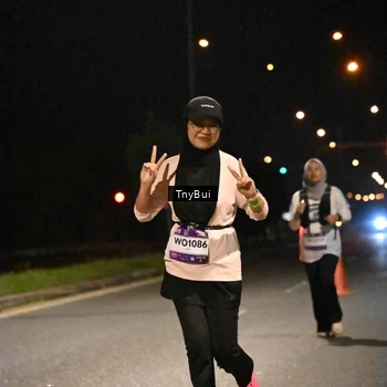 Runner Photo 7768343