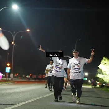 Runner Photo 7768363