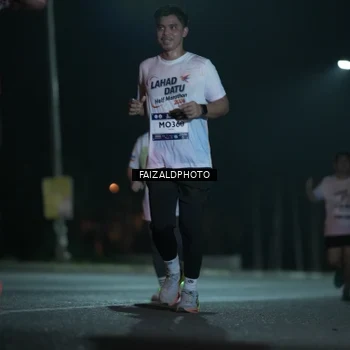 Runner Photo 7768423
